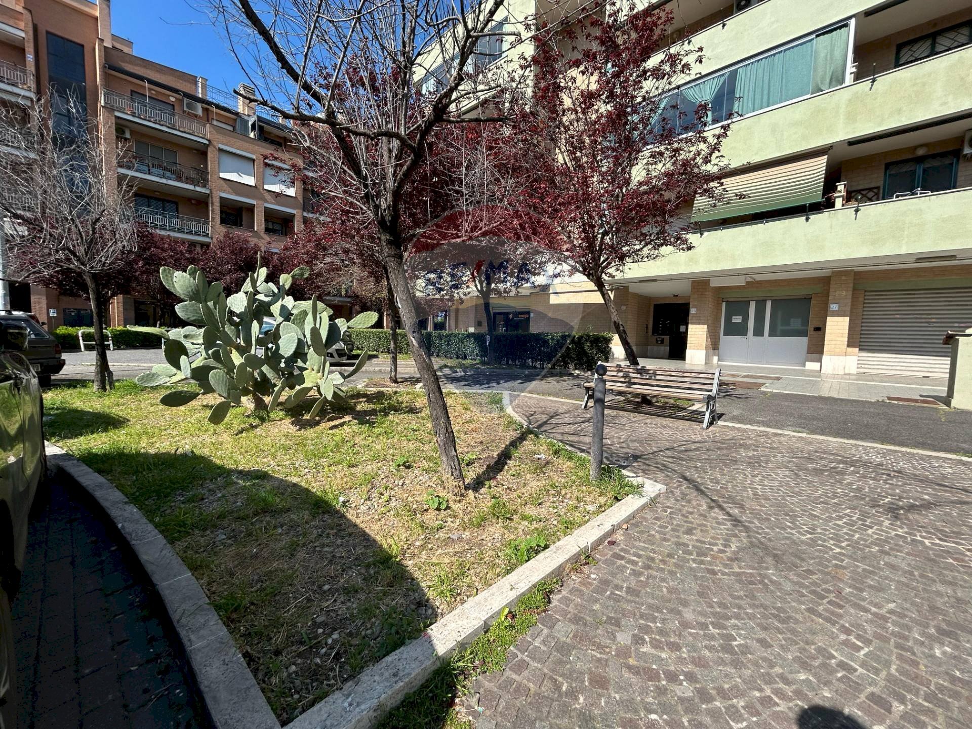 Locale Commerciale Via Enzo Benedetto, Roma - foto 3