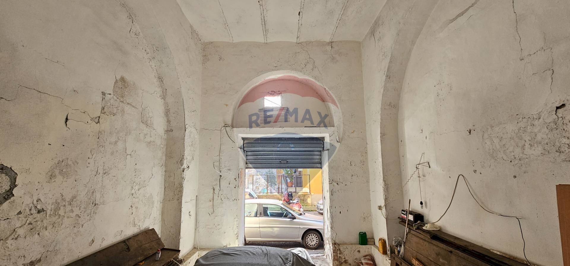 Box via diego taiani, Salerno - photo 1