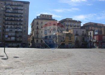 Bilocale Napoli (zona Mercato) - foto 7