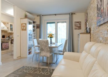 Quadrilocale Via De Jenner, Trieste - foto 1