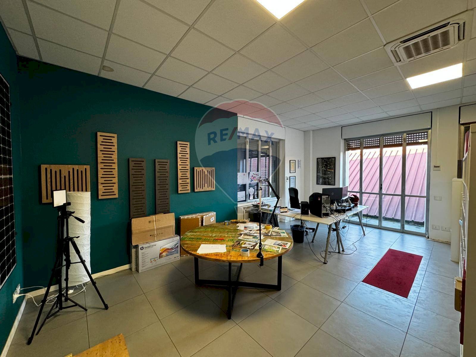 Office Via Dottor Ercole Ferrario, Gallarate - photo 2