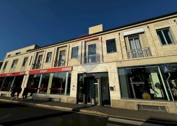 Ufficio Via Dottor Ercole Ferrario, Gallarate - foto 1