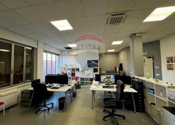 Ufficio Via Dottor Ercole Ferrario, Gallarate - foto 4