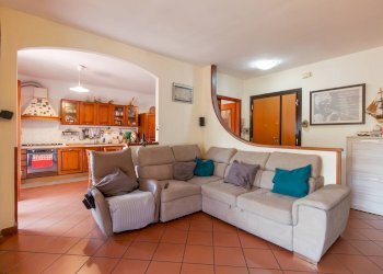 Four-room apartment Via Gioacchino Rossini, Baronissi - photo 7