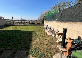 Villa Unifamiliare Via Frisa, Roma - foto 4