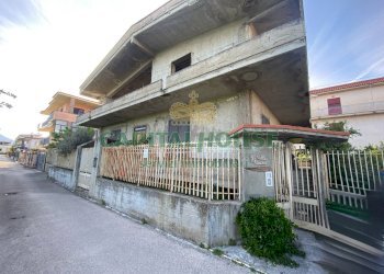 Villa Saviano - foto 1