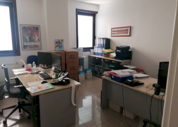 Locale Commerciale Porto Mantovano - foto 12