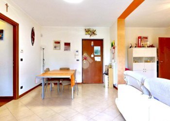 Four-room apartment Via Caduti in Missione di Pace, Milano (neighborhood Rubattino) - photo 6