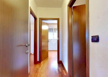 Four-room apartment Via Caduti in Missione di Pace, Milano (neighborhood Rubattino) - photo 18