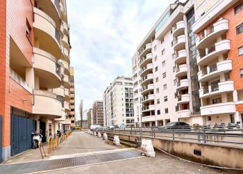 Four-room apartment Via Caduti in Missione di Pace, Milano (neighborhood Rubattino) - photo 43