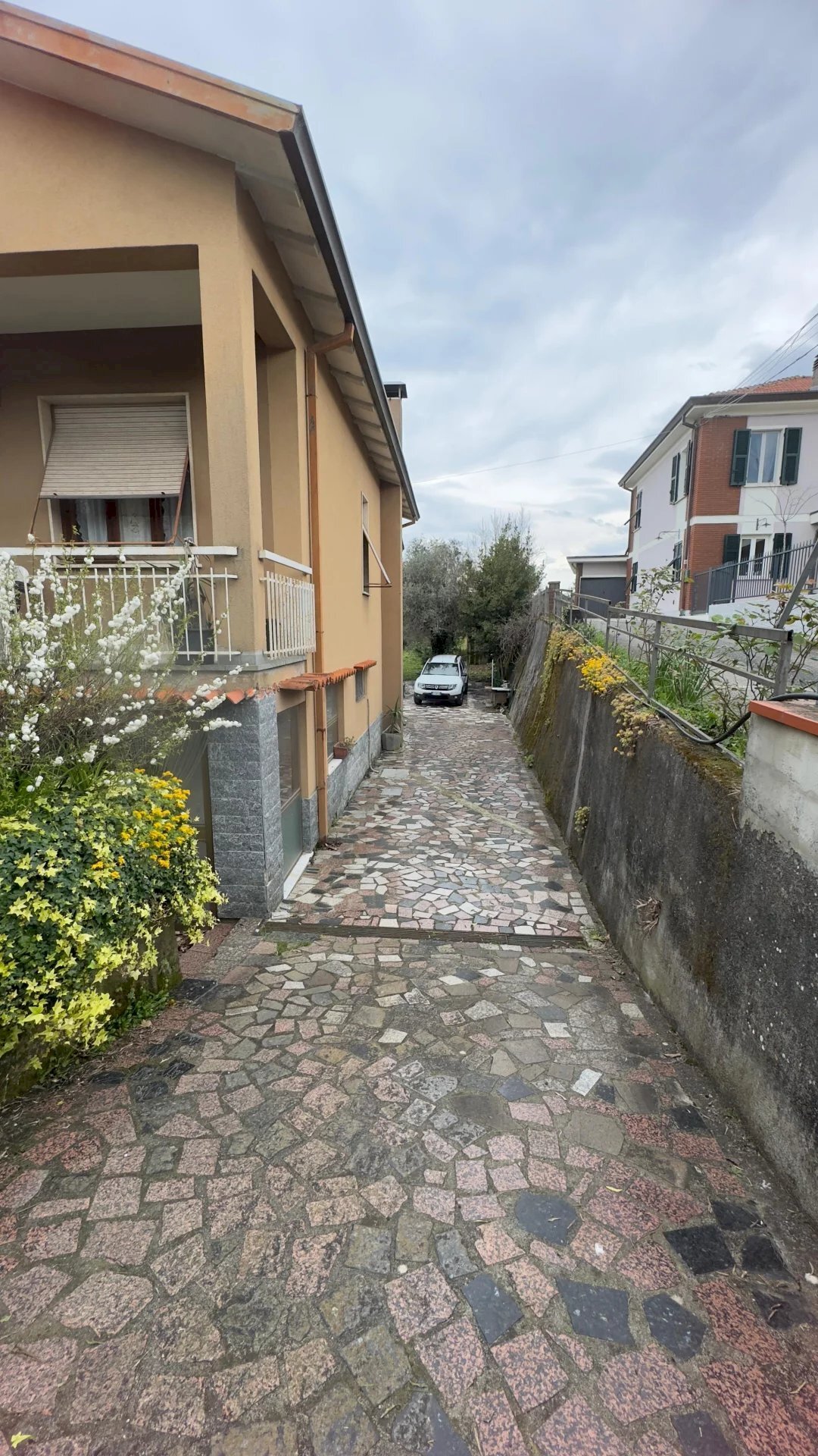 Independent house Fosdinovo - photo 1