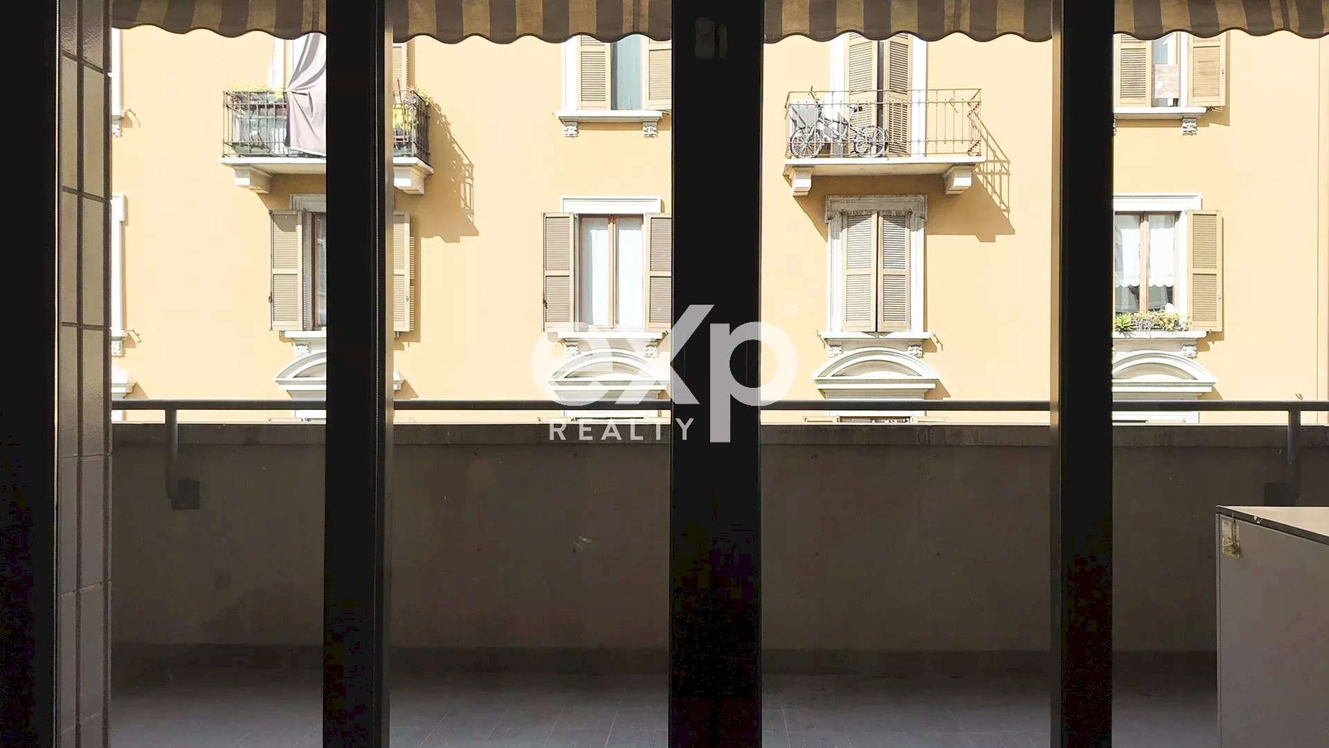 Three-room apartment Via Gustavo Fara, Milano - photo 3