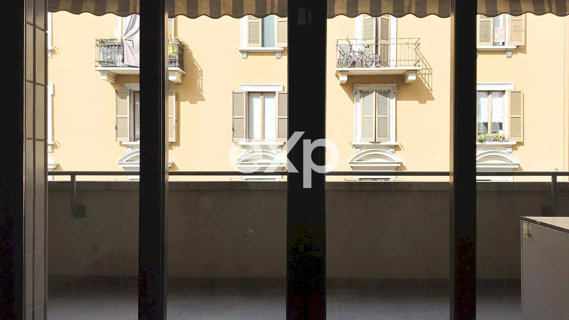 Three-room apartment Via Gustavo Fara, Milano - photo 3