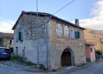 Independent house Via Lautro, 33, Lisio - photo 1