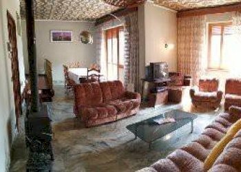 Appartamento Via Giuseppe Garibaldi, 26, Garessio - foto 1