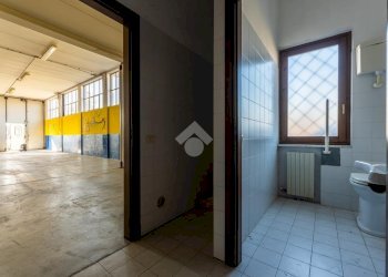 Negozio Via Lagnasco, Saluzzo - foto 8