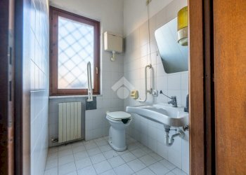 Negozio Via Lagnasco, Saluzzo - foto 9