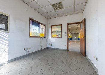 Negozio Via Lagnasco, Saluzzo - foto 11