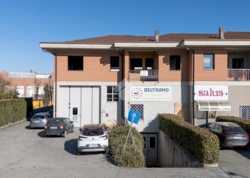 Negozio Via Lagnasco, Saluzzo - foto 16