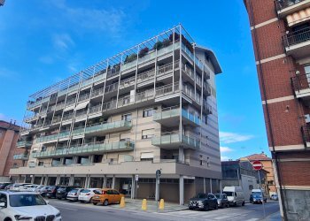 Facciata - Bilocale via San Giovanni Bosco, Cuneo (zona Centro) - foto 1