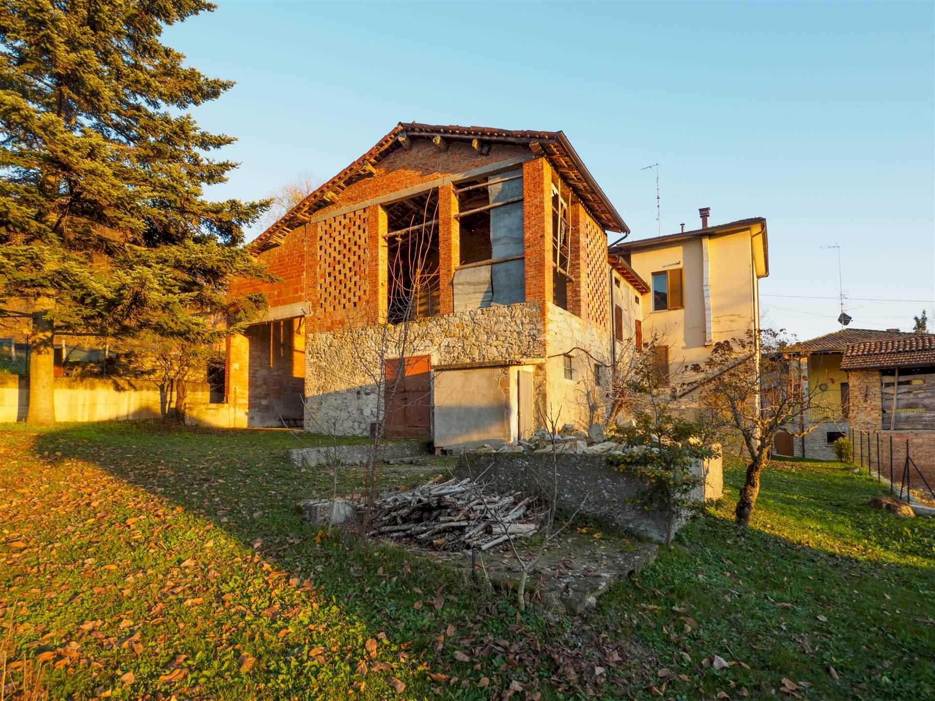 Independent house Carpineti - photo 2