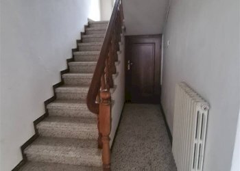 Independent house Carpineti - photo 8