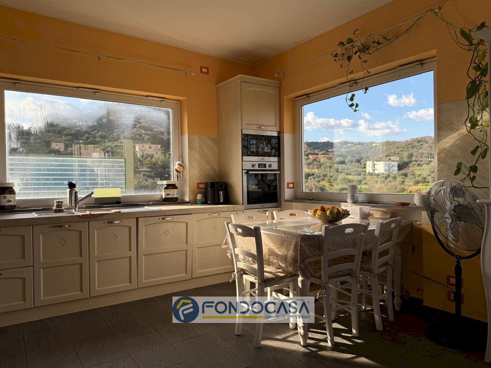 Four-room apartment via Delle Ferriere, Savona - photo 1