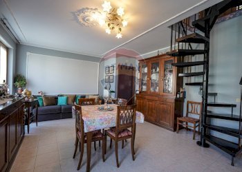 Trilocale Via dei Caduti VI Luglio, Boltiere - foto 2