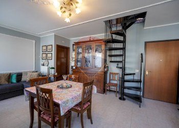 Trilocale Via dei Caduti VI Luglio, Boltiere - foto 4