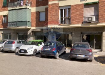 Locale Commerciale San Lazzaro, Modena, Modena (zona San Lazzaro) - foto 1