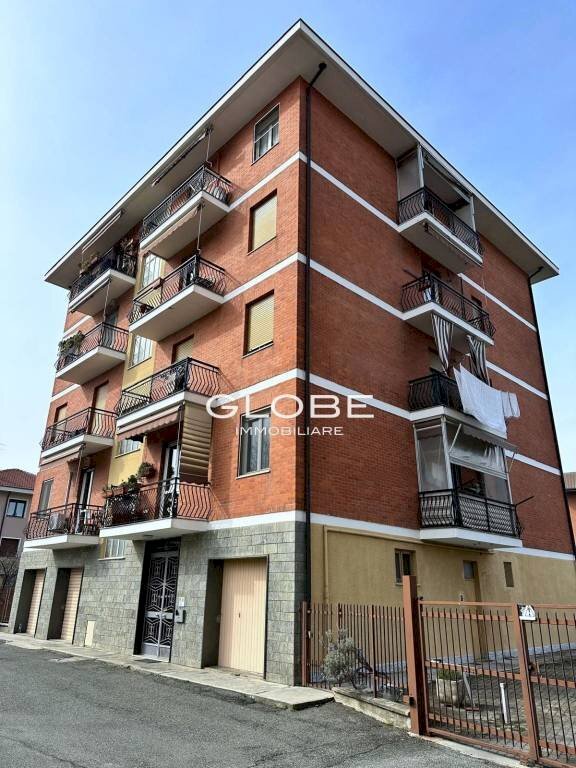 Facciata - Quadrilocale via Trilussa, Caselle Torinese - foto 2