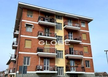 Facciata - Quadrilocale via Trilussa, Caselle Torinese - foto 1