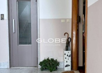 Interno palazzo - Quadrilocale via Trilussa, Caselle Torinese - foto 4