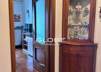 Disimpegno - Four-room apartment via Trilussa, Caselle Torinese - photo 5