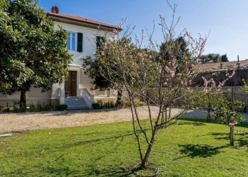 Facciata - Villa via Generale Ardoino, 114, Diano Marina - foto 25