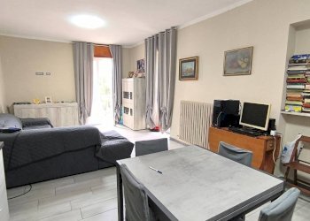 Salone - Independent house Villanova Mondovì - photo 3