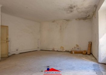 Magazzino - Monolocale via Umberto I, 128, Busca - foto 12