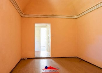 Stanza non arredata - Trilocale via Umberto I, 128, Busca - foto 20