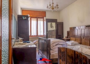 Camera da letto - Quadrilocale via Umberto I, 128, Busca - foto 14