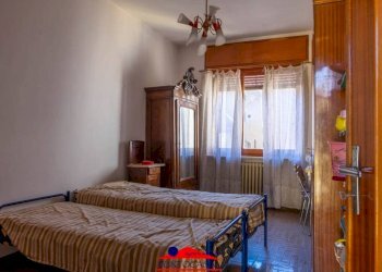 Camera da letto - Quadrilocale via Umberto I, 128, Busca - foto 16