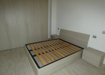 Camera da letto - Bilocale corso Europa, 22A, Alba - foto 3