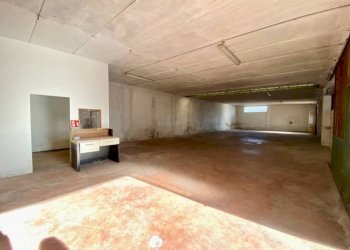 Facciata - Capannone via Andrea Martinotti, 7, Camburzano - foto 5