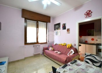 Three-room apartment Via N. Bixio, Vittuone - photo 3