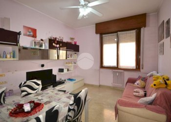 Three-room apartment Via N. Bixio, Vittuone - photo 4