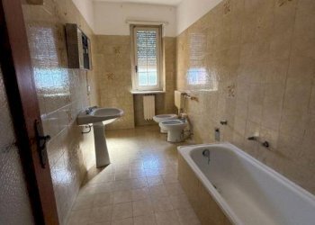 Quadrilocale Castagnito - foto 11