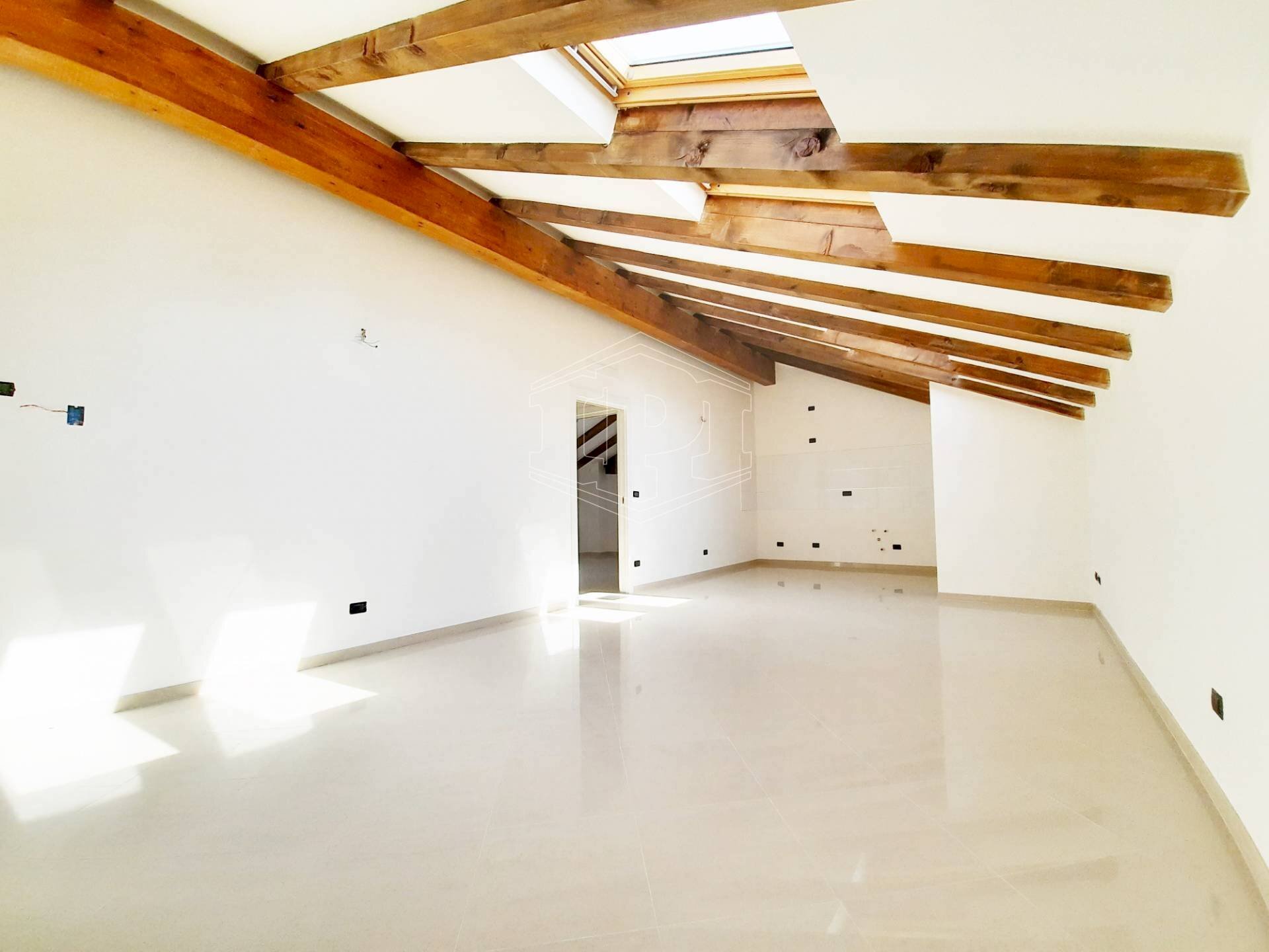 Three-room apartment Via dei Mille, Albenga - photo 2