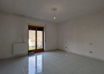 Casa indipendente Via Rondine, 9, frazione Pastena, Castelpetroso - foto 63