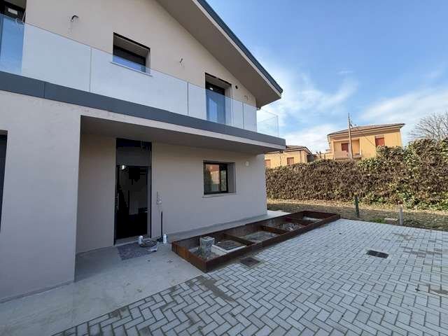 Villa Modena (zona Modena Est) - foto 2