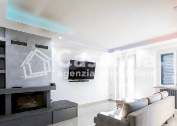 Villa Unifamiliare Via Dante Alighieri, Marnate - foto 6