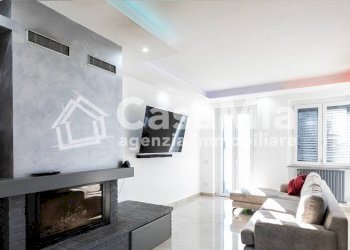 Villa Unifamiliare Via Dante Alighieri, Marnate - foto 7